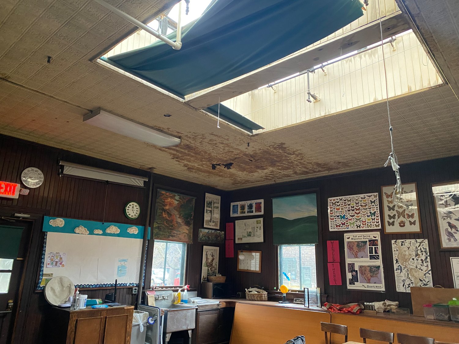 The skylight of the fish preparation room is in need of repair.